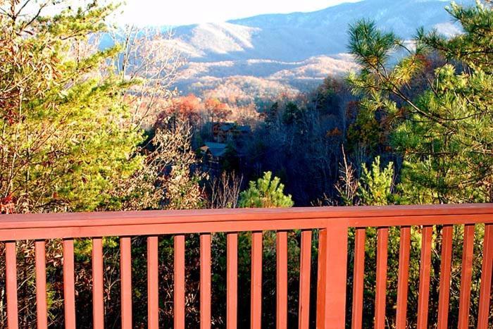 Mountain Love Nest Gatlinburg Exterior photo